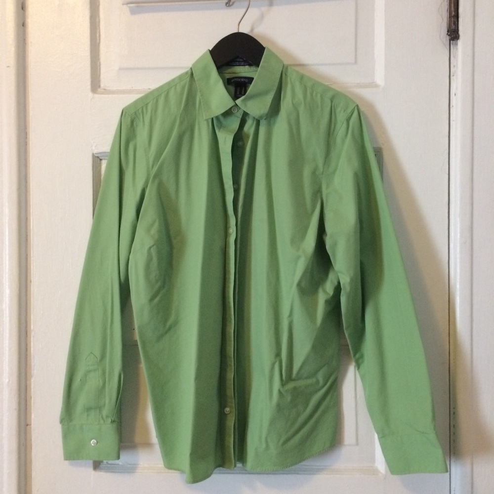 Land’s End no-iron button-down shirt — size 18